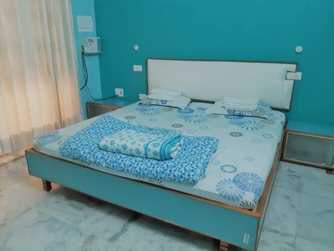 "2BHK Executive Suite SA5"
