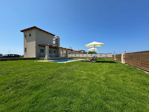 "Panor Villas" mit eigenem Pool