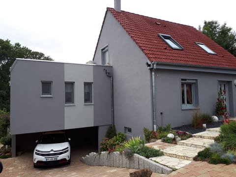 Wohnung "Terre d'Hélène" und Garten