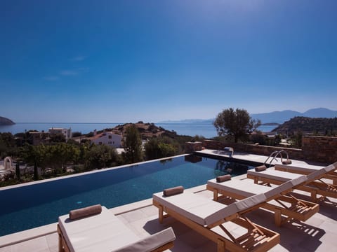 Haus in Agios Nikolaos mit außergewöhnlicher Aussicht