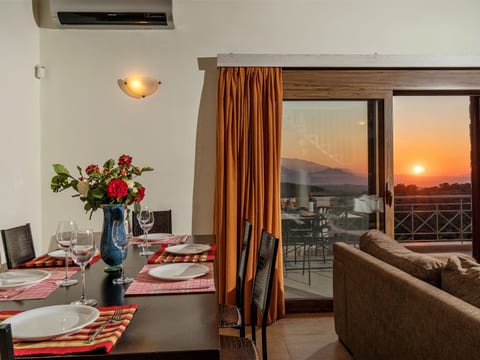 Villa Zeus mit privatem Pool und Jacuzzi