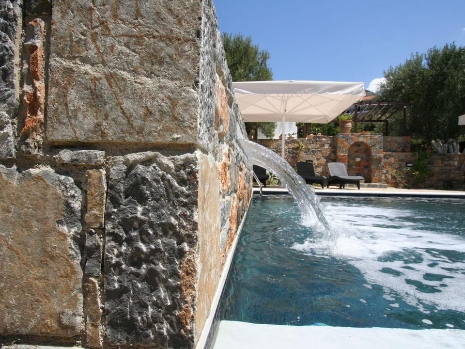Wohnung mit Pool im Blumenparadies - Agios Nikolaos