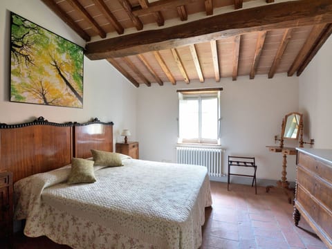 Appartement in Potassa mit Großem Garten