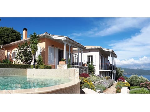 Die Drei Grazien, luxuriöse Villa mit eigenem Pool