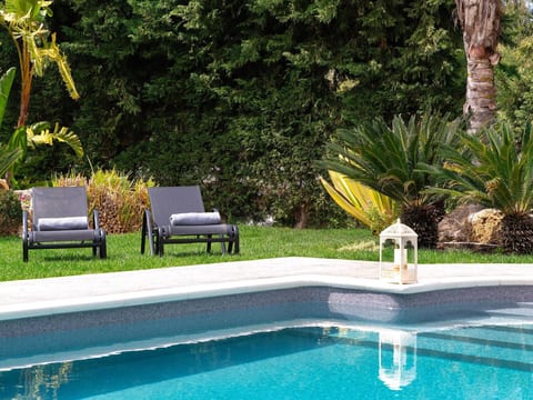 Gemütliche Villa Zenia in Damatria