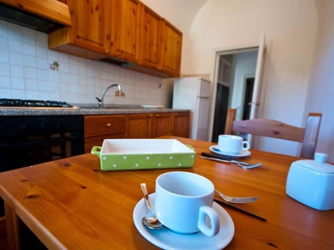 rustikales Bauernhaus nur einen Steinwurf vom Meer entfernt
