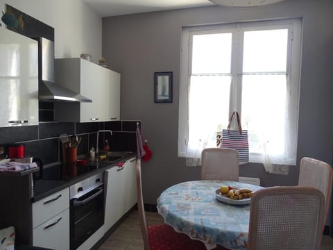 Hübsche Zweizimmerwohnung in Strandnähe