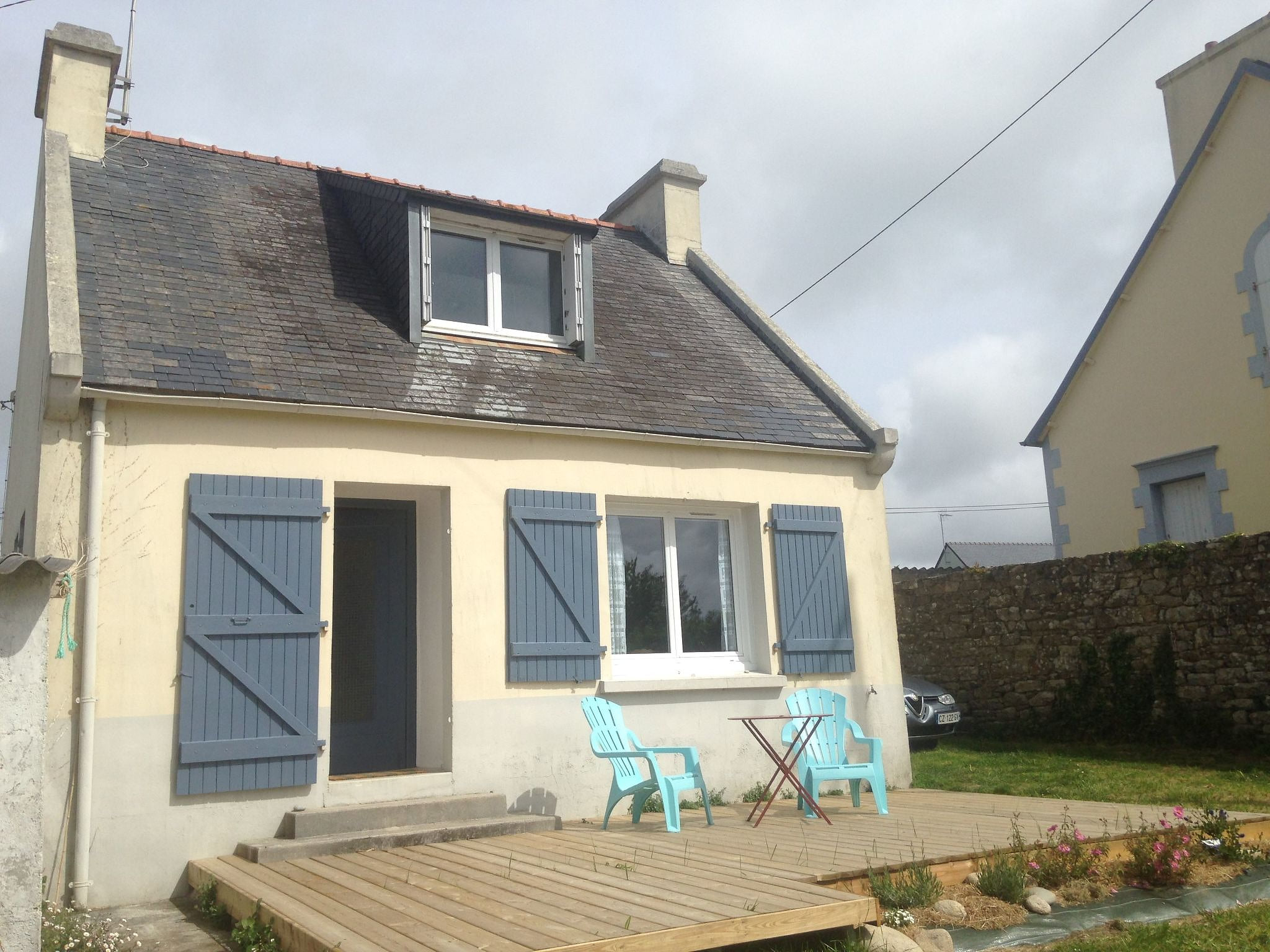 Tolles Ferienhaus in Esquibien mit Großem Garten