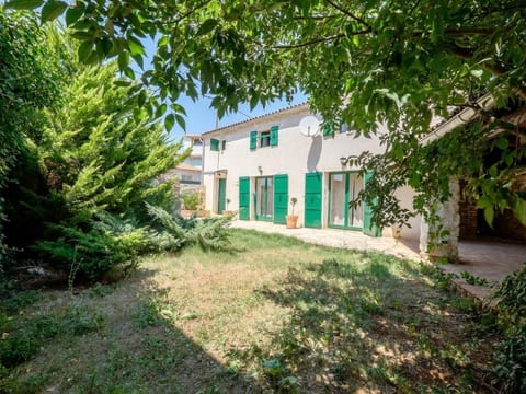 Wunderschöne Steinvilla mit privatem Garten und Terrasse