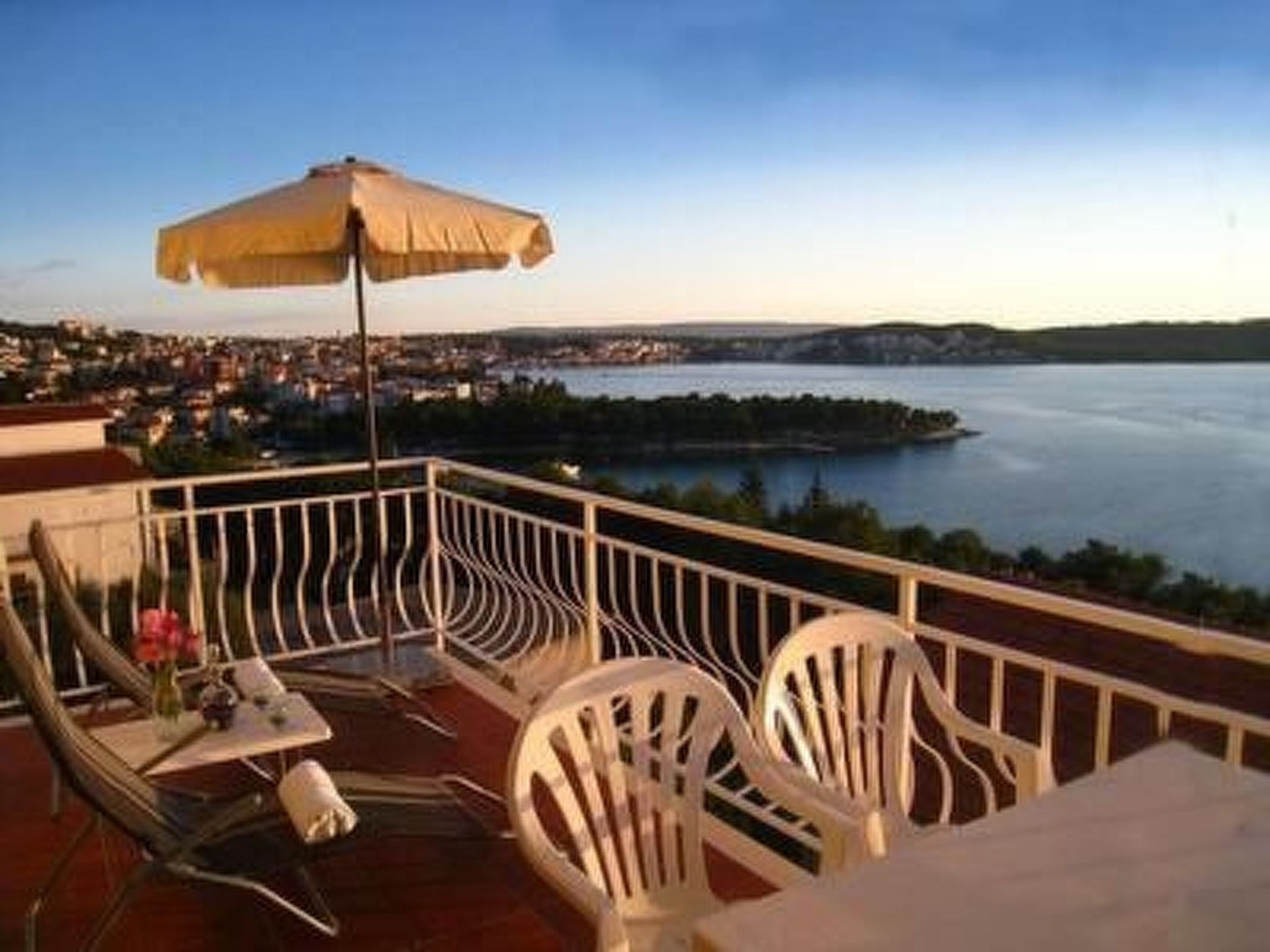 Trogir Yellow House A2