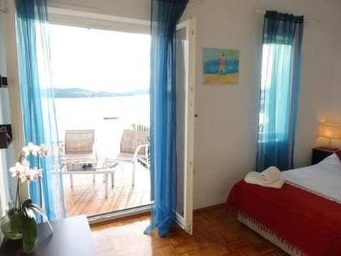 Trogir Yellow House A2