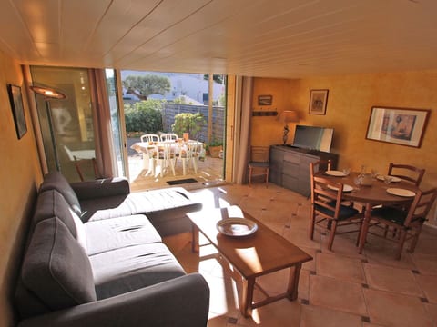 Mas provençal - 4-6 Personen - Strand zu Fuß erreichbar