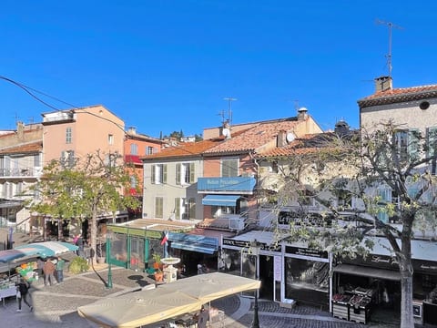 Apt 4 Pers - Climatisation - Wifi - Centre ville