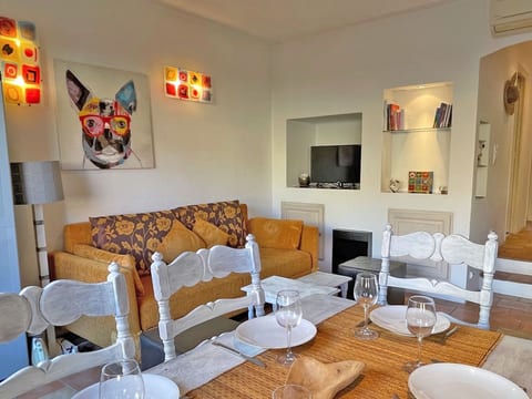 Apt 4 Pers - Climatisation - Wifi - Centre ville