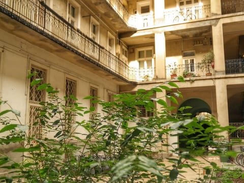 Moderne Ferienwohnung in Ujlipotvaros mit Garten