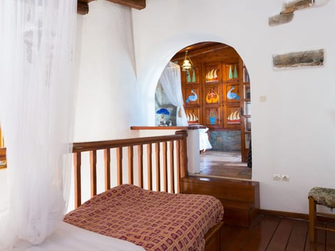 Leonidas Traditionelles kretisches Haus mit Meerblick