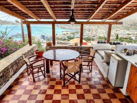 Meerblick-Ferienhaus Argyro in Mavrikiano.