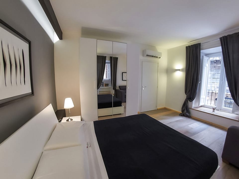 mit Balkon - Palermo