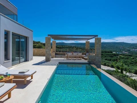 "Villa Charisma" mit eigenem Pool