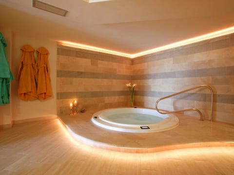 Villa mit Infinity-Pool