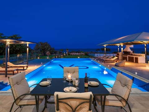 Strandvilla Viviane Paulos für 12 Personen