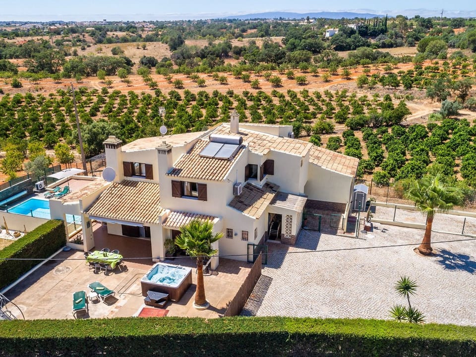 Villa Barrancos mit Jacuzzi - Guia