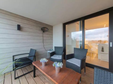 Pura vida with balcony