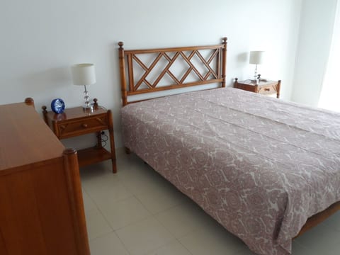 Wohnung in Porches mit Großem Balkon