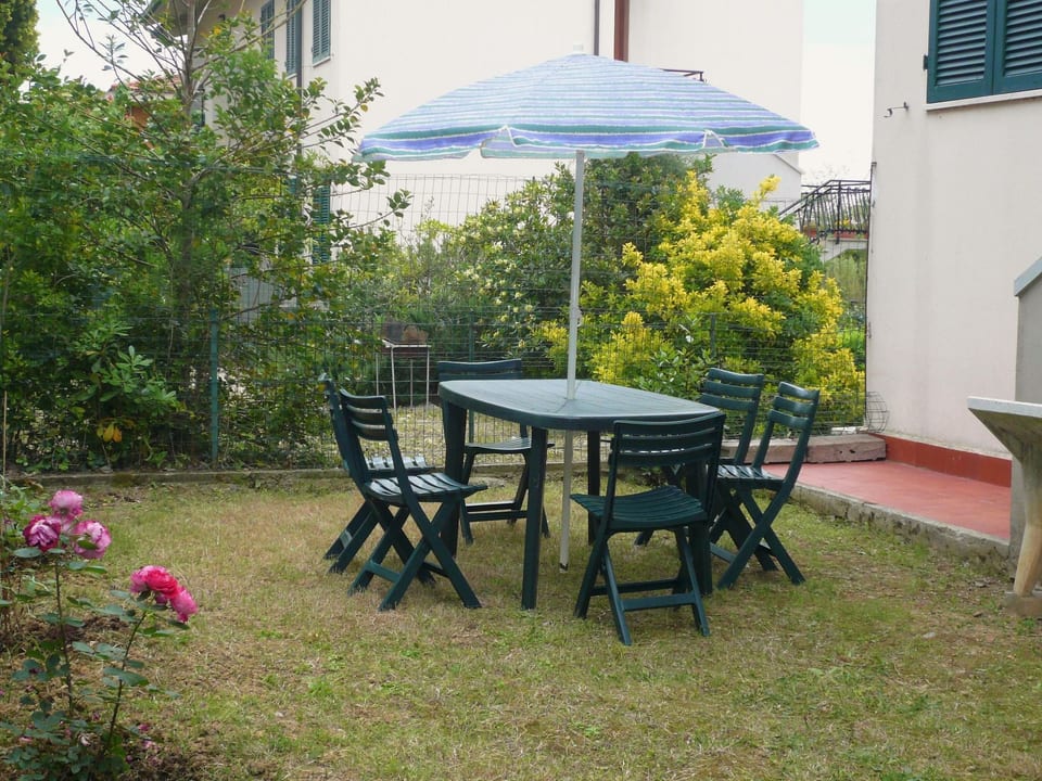 Wohnung mit Garten, Grill und Terrasse - Castiglioncello