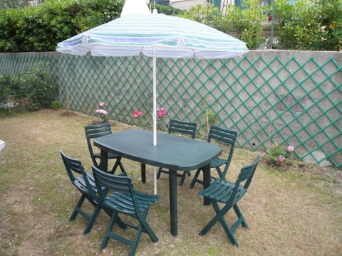 Wohnung mit Garten, Grill und Terrasse