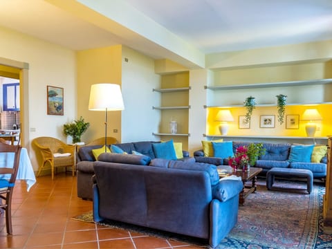 Wohnung in Riposto mit Terrasse