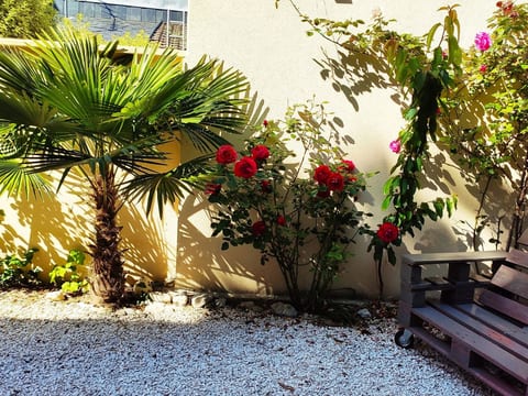 Wohnung "Les Muguets" mit Garten und Grillplatz
