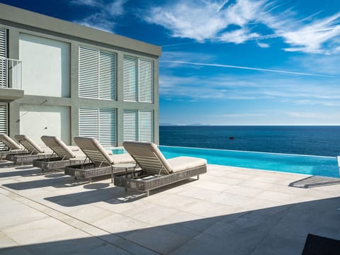 mit Privatpool für 12 Personen in Sao Goncalo, Madeira
