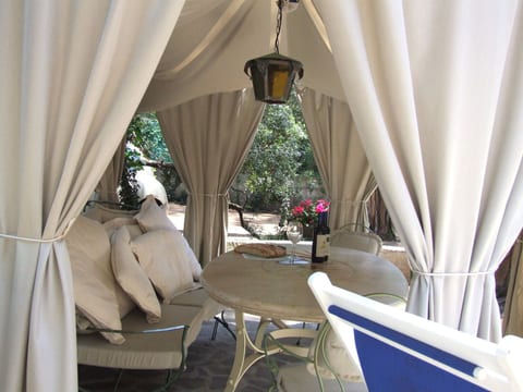 'Camelia' mit Terrasse