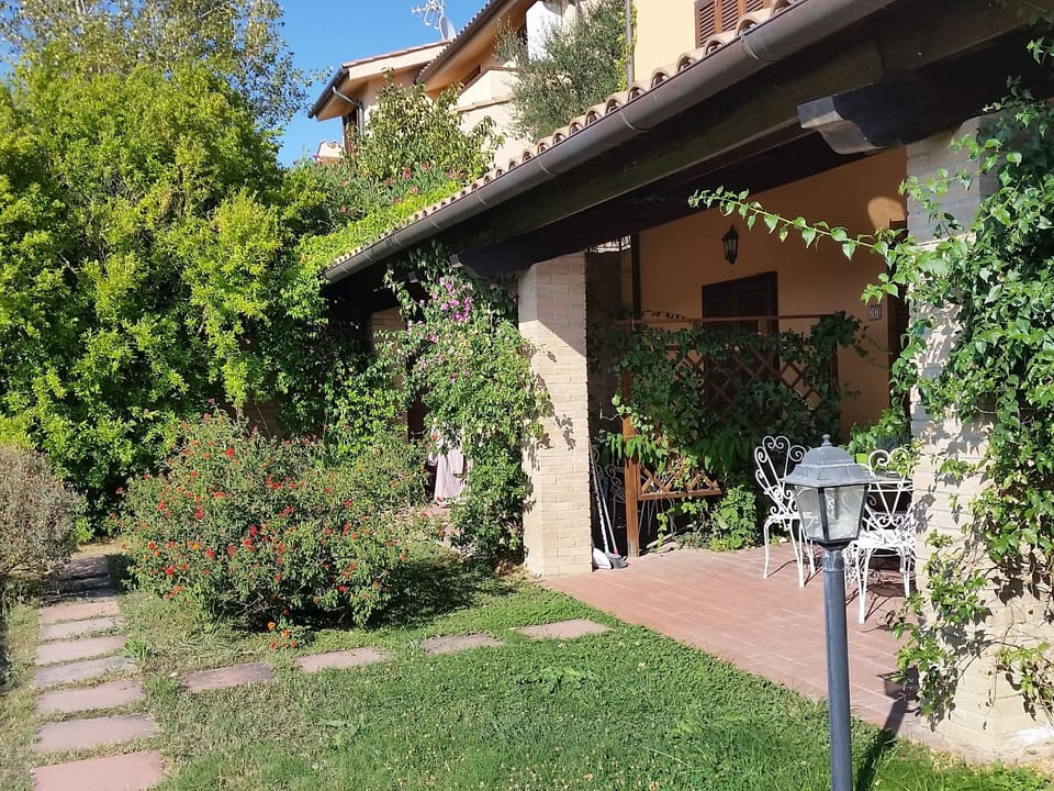 Pieve pomaia' Studio mit Gemeinschaftspool - Province of Pisa