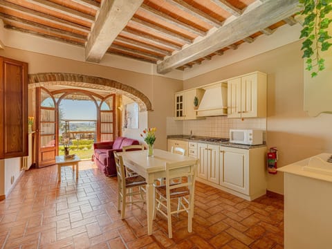 Sanguineto' Wohnung mit Schwimmbad