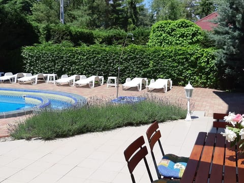 Geräumige Ferienwohnung Hannabella mit Garten