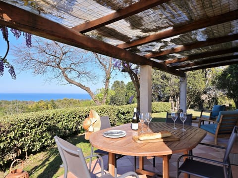 Villa mit Meerblick U Castagnu in geschützter Natur