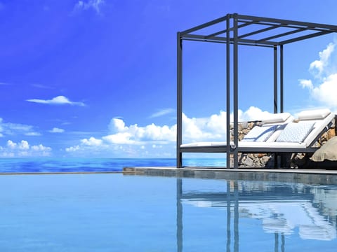 Grey Grand Villa Privater Pool
