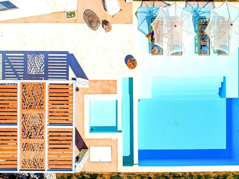 "Blue Lake Villa"