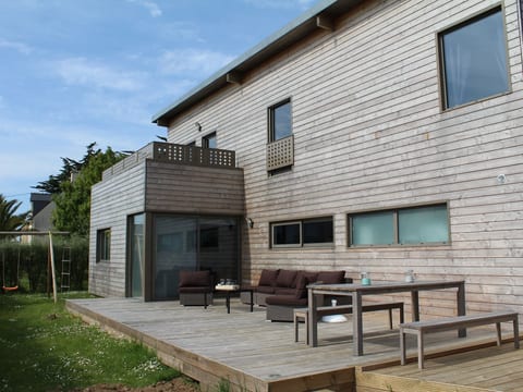 Große Villa am Meer mit privatem Spa Bereich