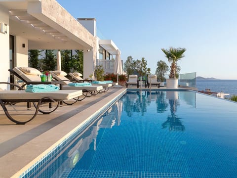 Moderne Villa nähe Meer in Kalkan