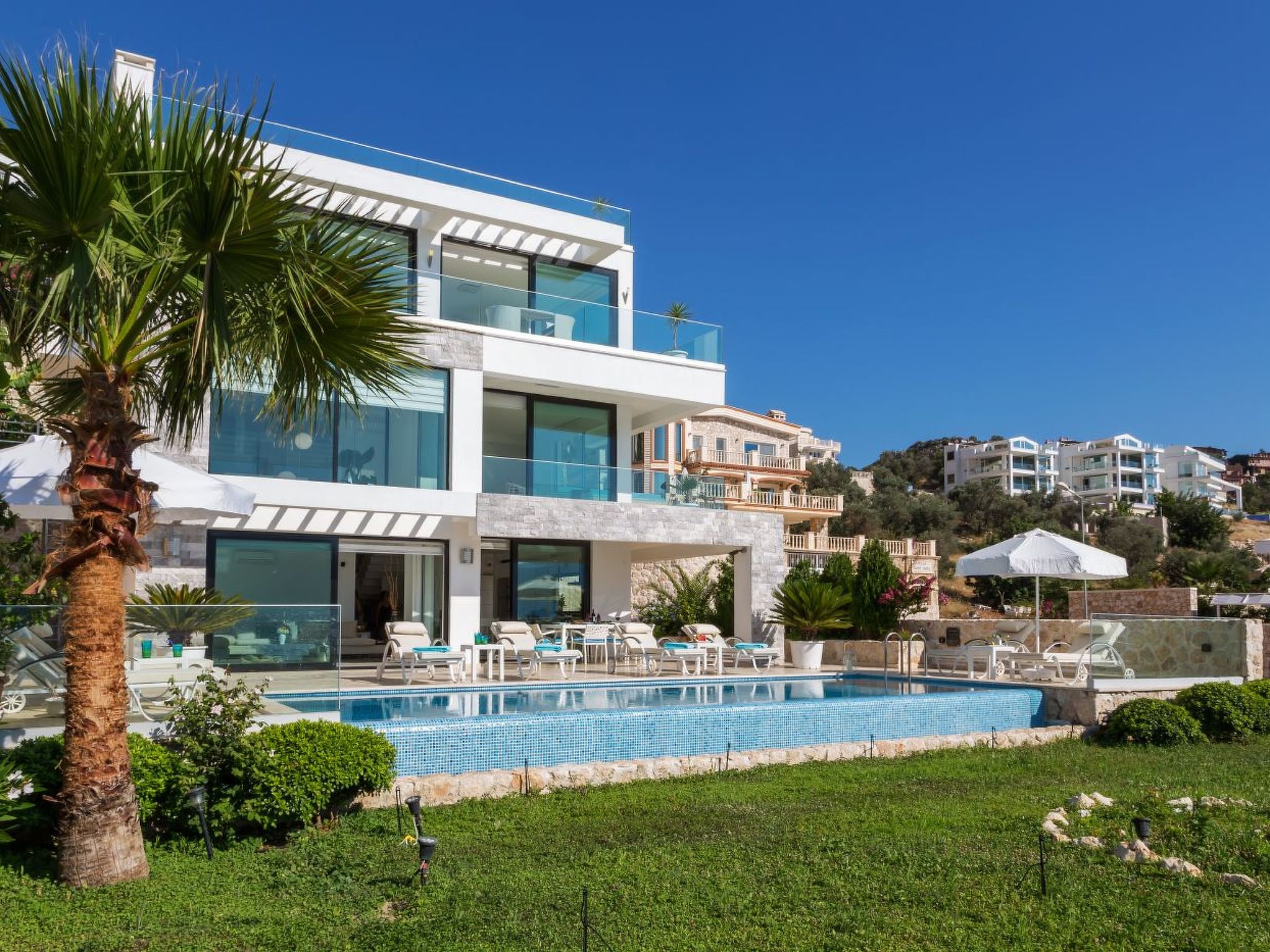 Moderne Villa nähe Meer in Kalkan 8 P