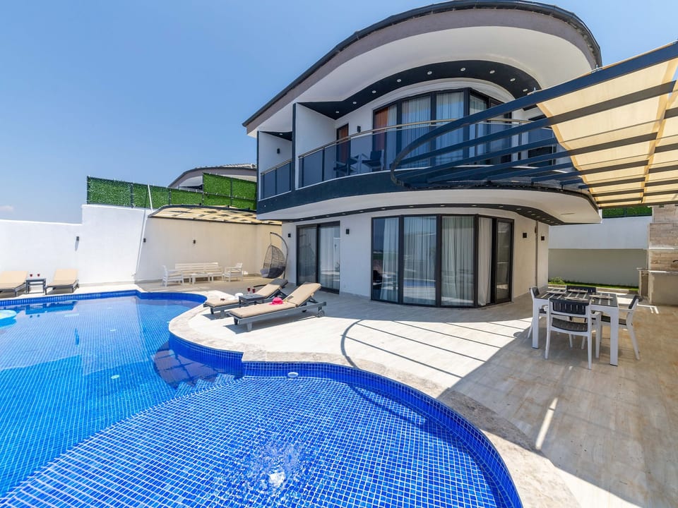 Moderne Villa in der Natur für 4 Personen - Kaş