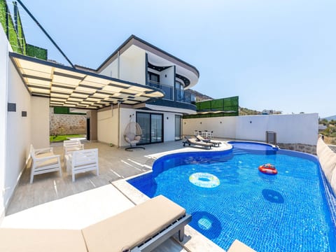 Moderne schöne Villa in der Natur für 4 Personen
