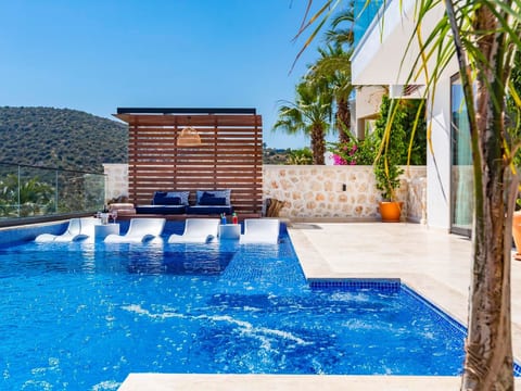 Phi Kalkan