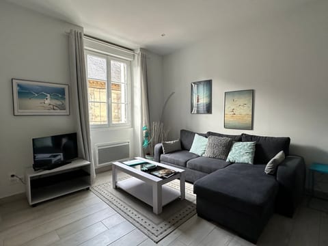 Clovis - Sehr schönes, gemütliches Apartment mit privater Garage