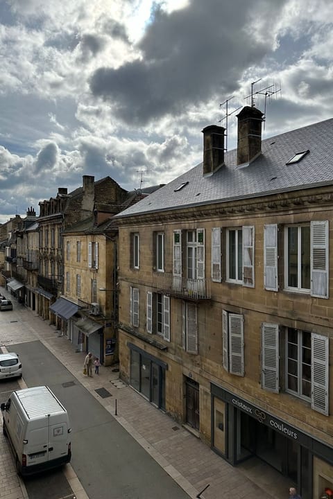 Clovis - Sehr schönes, gemütliches Apartment mit privater Garage