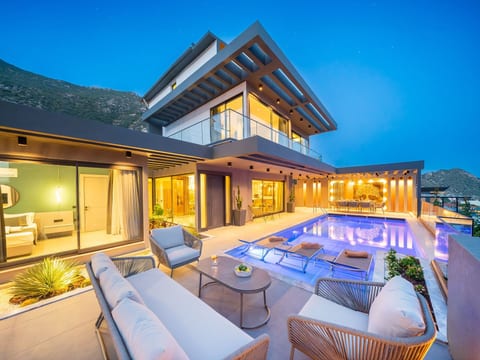 Designervilla mit Sauna Hamam Meerblick