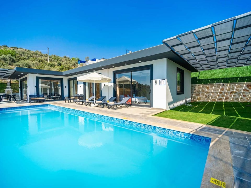Villa de luxe Sard 3 avec jacuzzi - Kaş